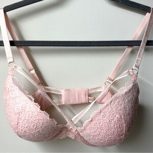 Victoria’s Secret Push Up Lace Pink Bra 32DD